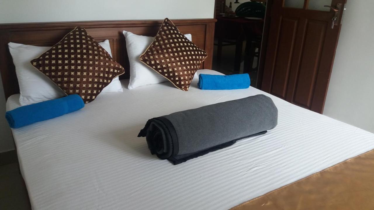 Bed and Breakfast Montes Ella Esterno foto